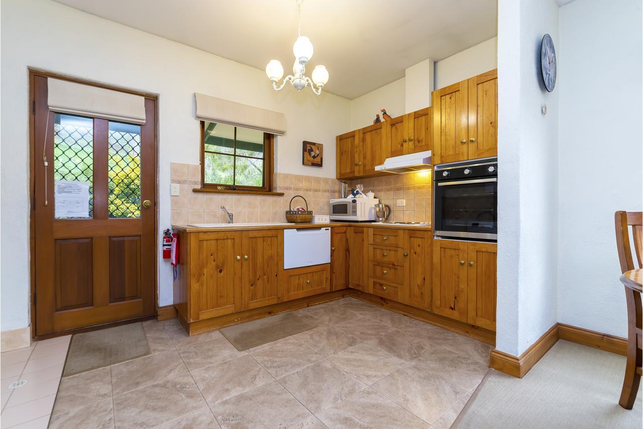 Country Pleasures Bed And Breakfast Angaston Экстерьер фото